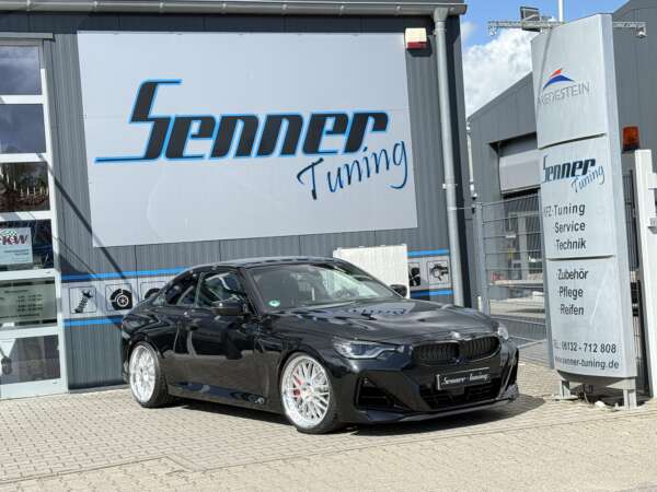 BMW M240i G42 – Work Wheels – Gepfeffert – Akrapovic